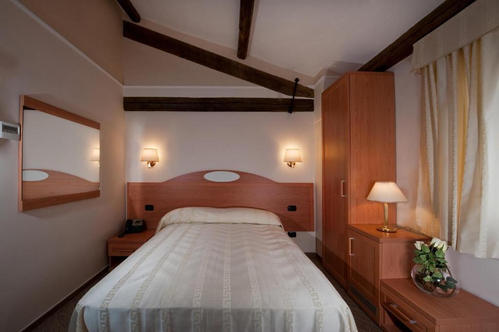 Hotell Tiburtina Metro